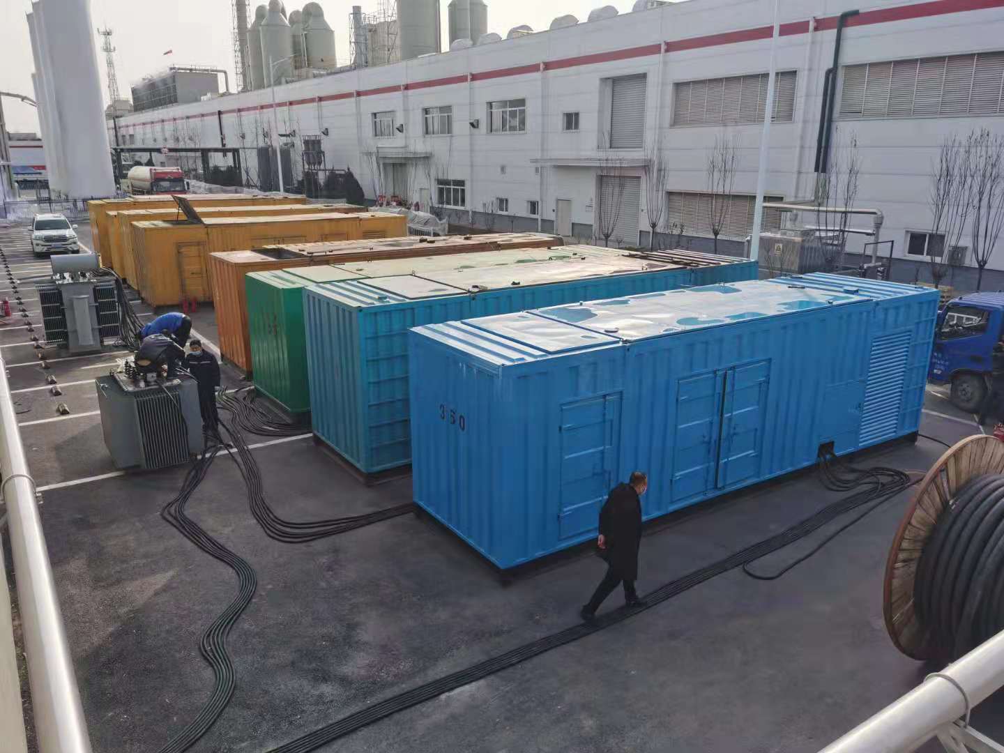 五台发电机出租-两相发电机与三相发电机有何区别?